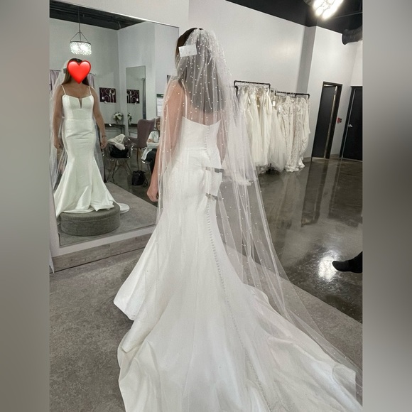 Abella by Allure E308 -Laila Wedding Dress -BRAND NEW NEVER WORN NEVER ALTERED - Picture 5 of 8